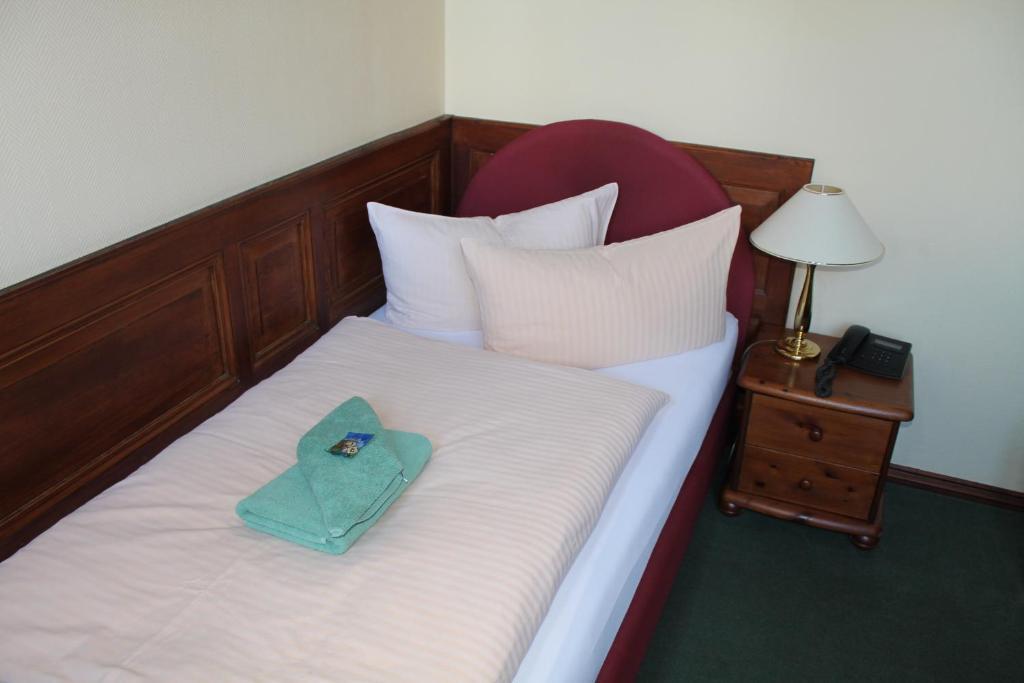 Hotel Garni Am Dippeplatz Quedlinburg Quarto foto